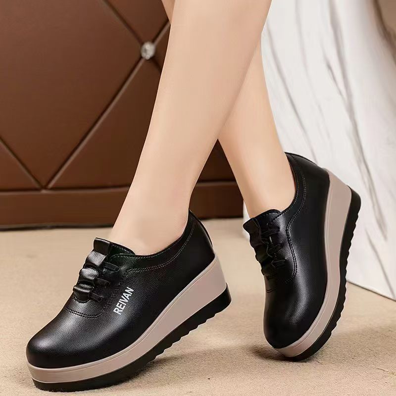 Zapato feminino de cuero REIVAN